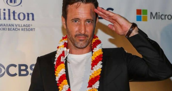 alex O' Loughlin